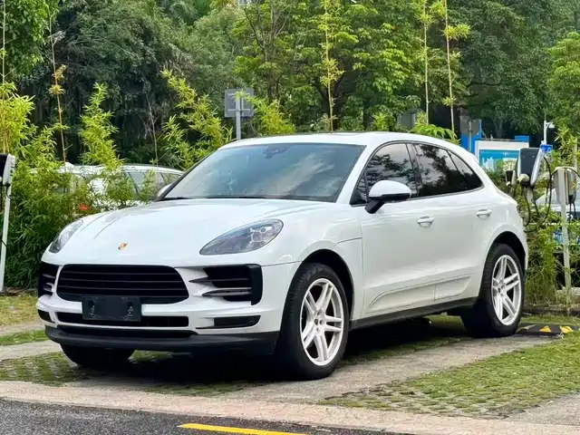 PORSCHE MACAN 2019