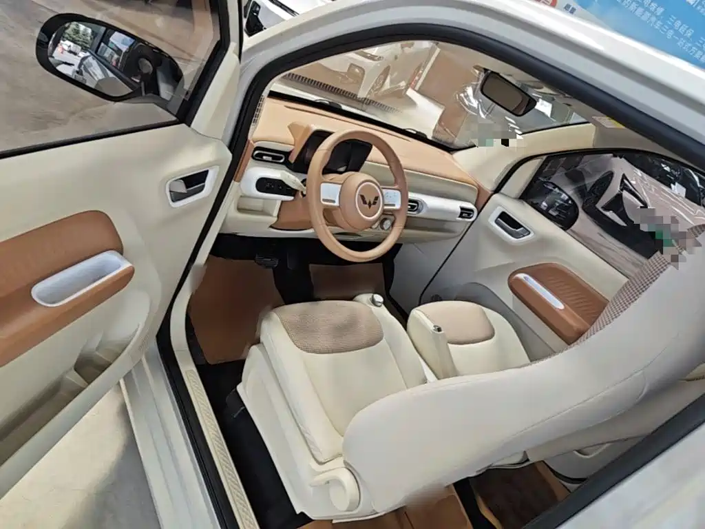 Wuling MINIEV — миниатюра 16