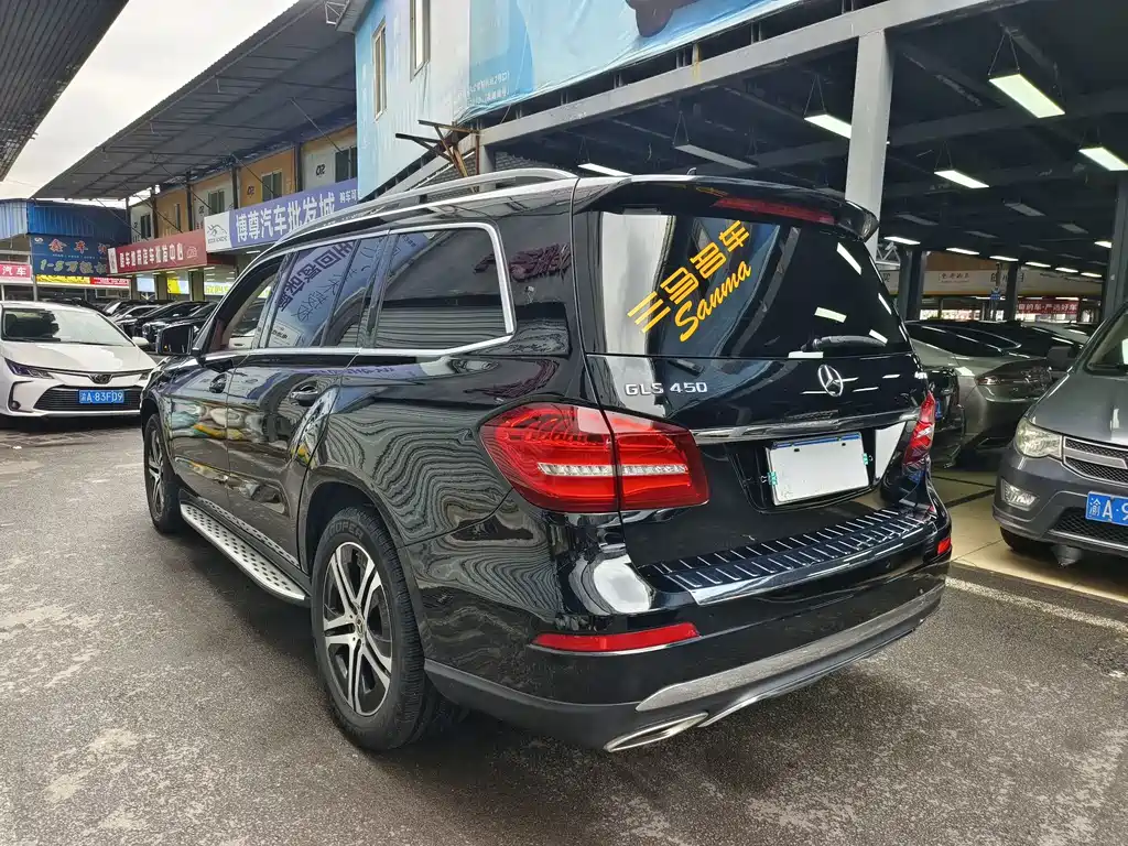 Mercedes-Benz GLS — миниатюра 15