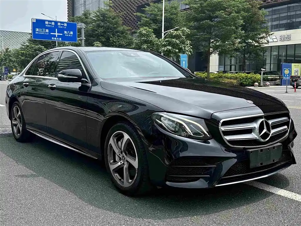 Mercedes-Benz E-Class — миниатюра 3