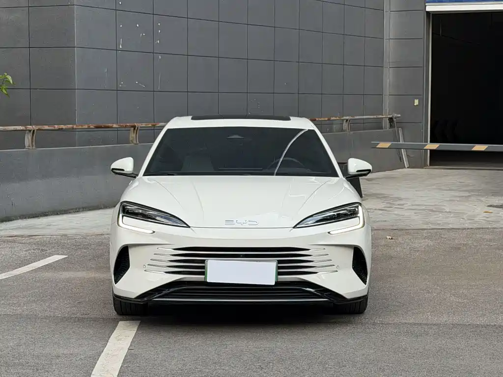 BYD Seal — миниатюра 10