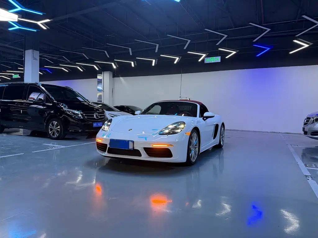Porsche 718 2017