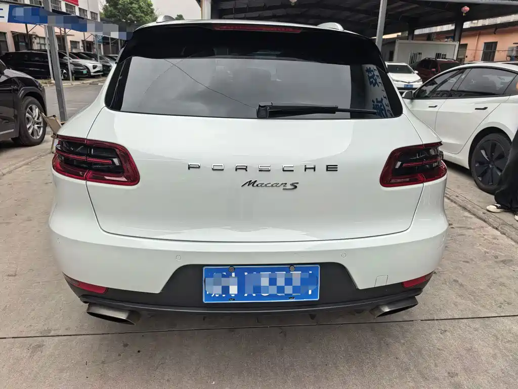 Porsche Macan — миниатюра 14
