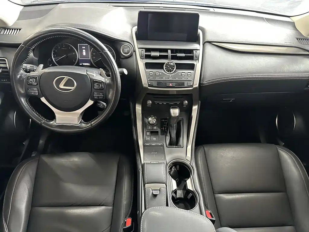 Lexus NX — миниатюра 9
