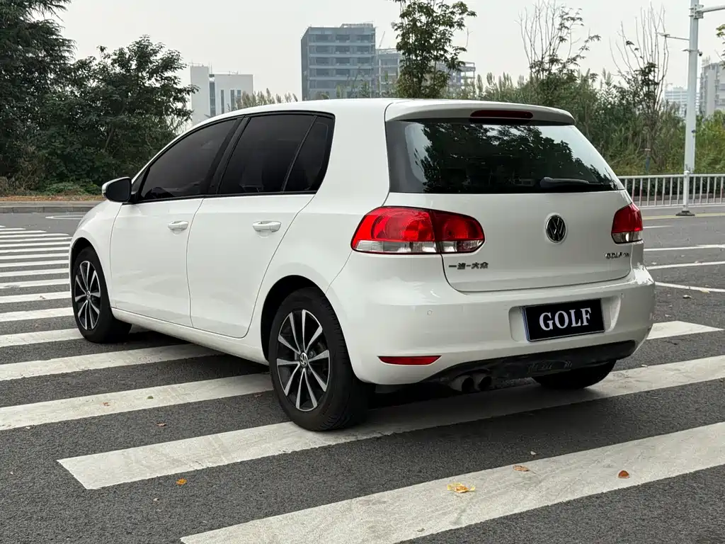 Volkswagen Golf — миниатюра 4