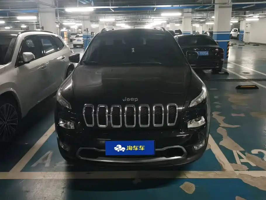 Jeep Cherokee (Import) — миниатюра 2