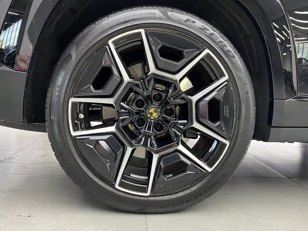 BMW XM — миниатюра 4
