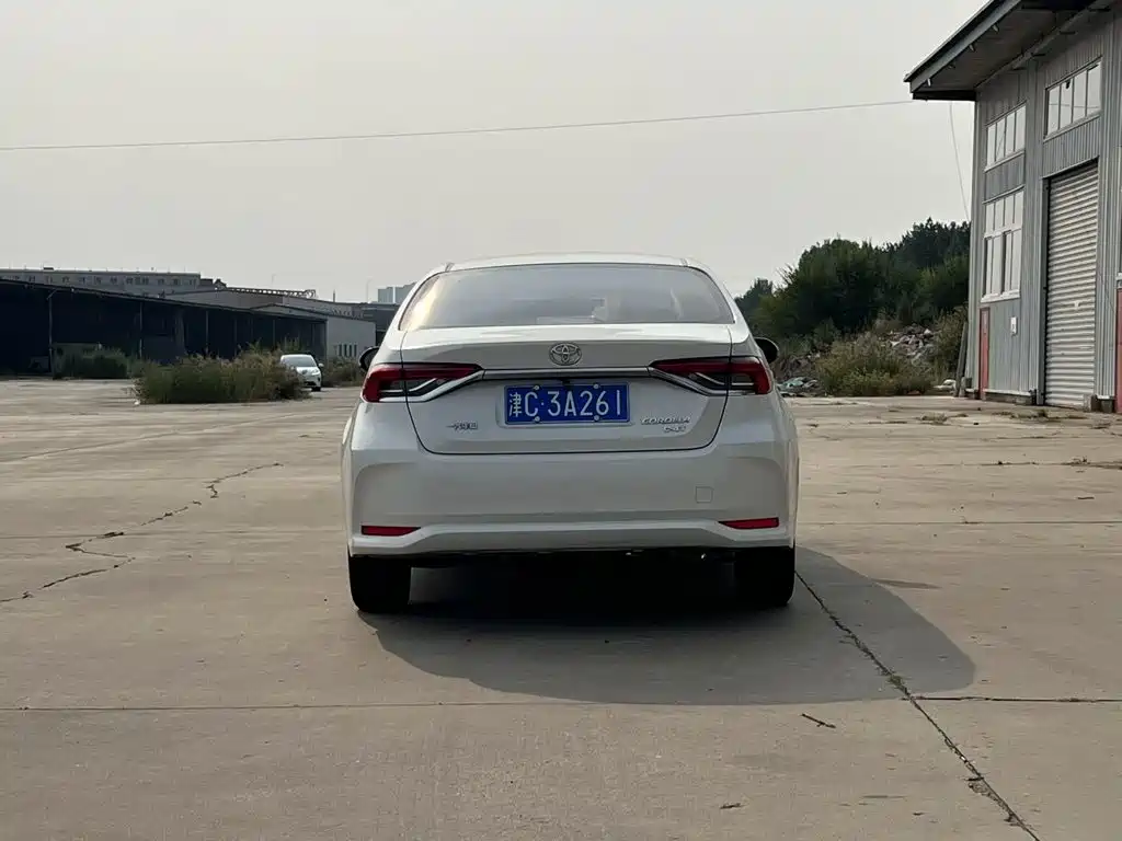 Toyota Corolla — миниатюра 5
