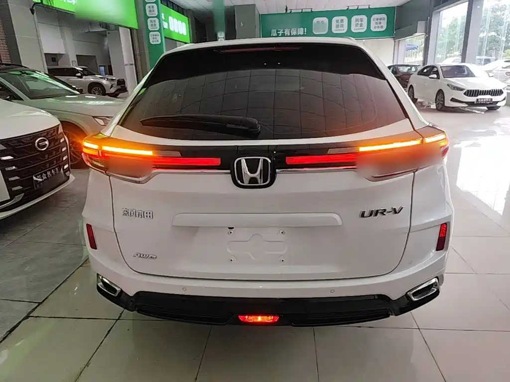 Honda UR-V — миниатюра 6