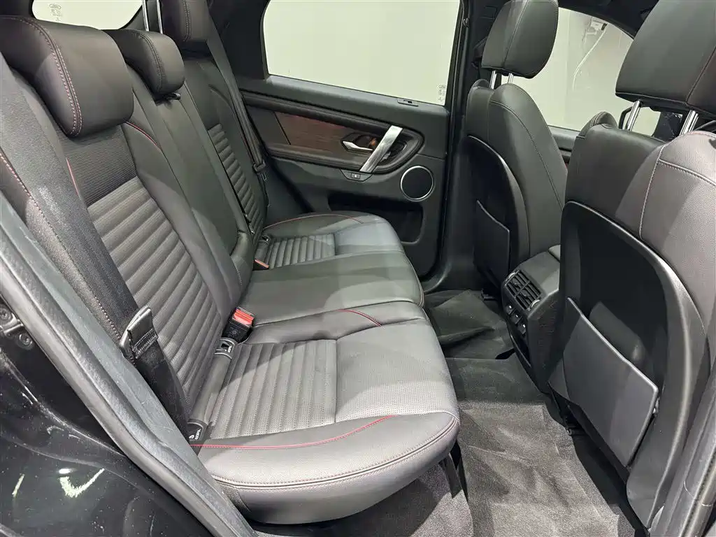Land Rover Discovery Sport Hybrid — миниатюра 17