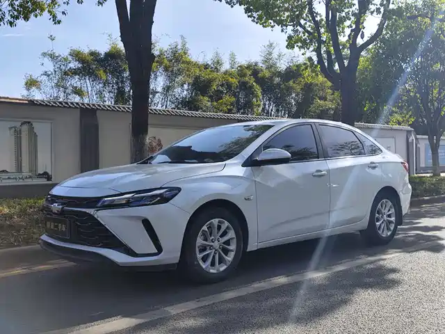 CHEVROLET CRUZE 2024