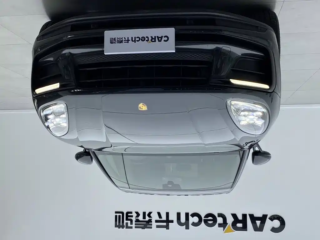 Porsche Macan — миниатюра 10