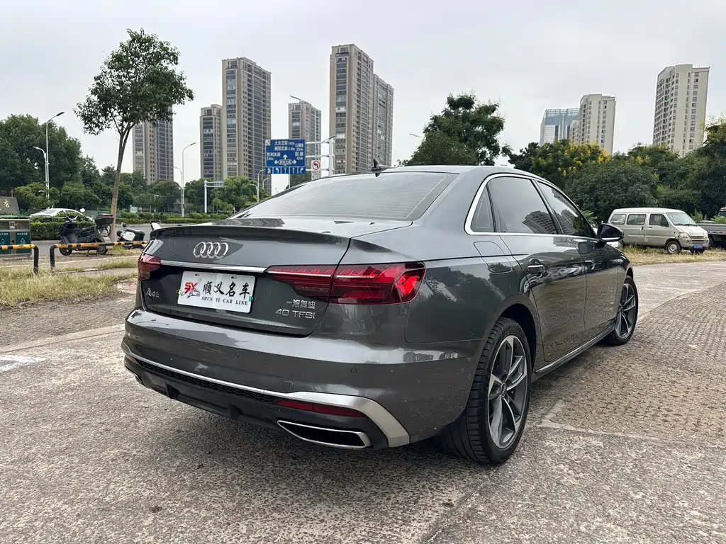 Audi A4L — миниатюра 5