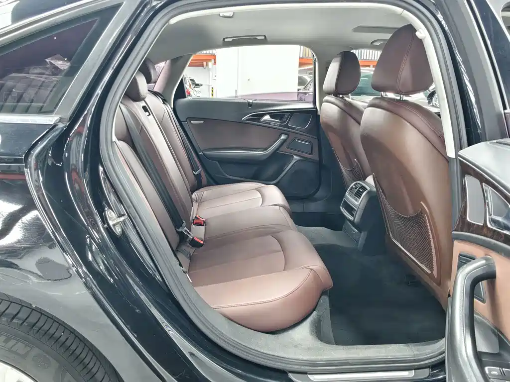 Audi A6L — миниатюра 11