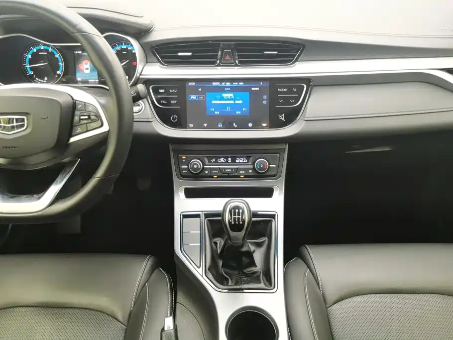 Geely Emgrand — миниатюра 16