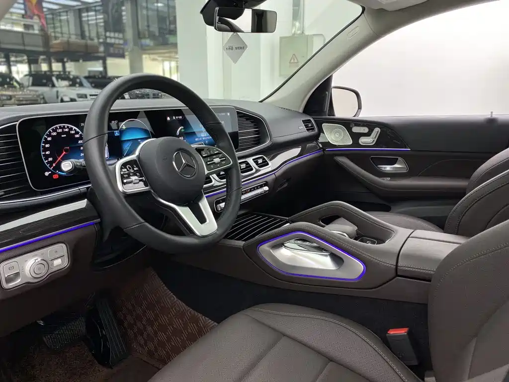 Mercedes-Benz GLE (Import) — миниатюра 33