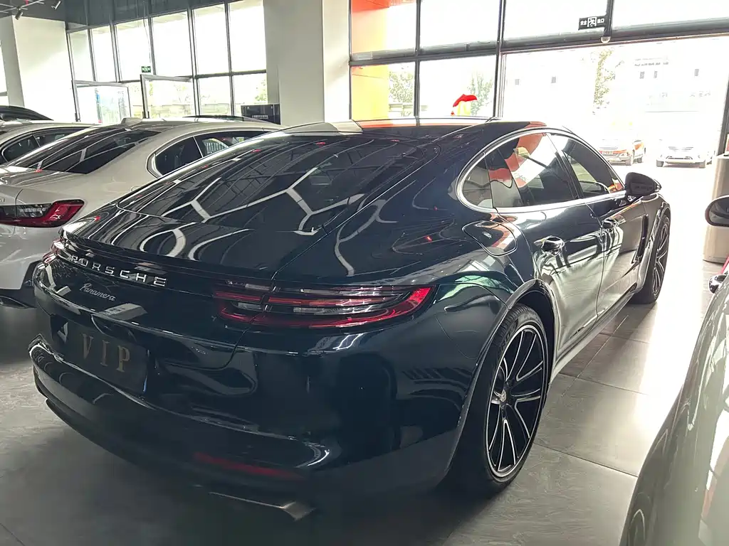 Porsche Panamera — миниатюра 6