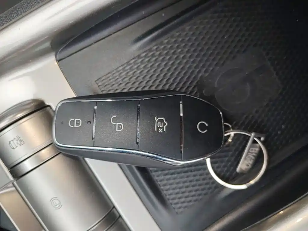 BYD Dolphin — миниатюра 9