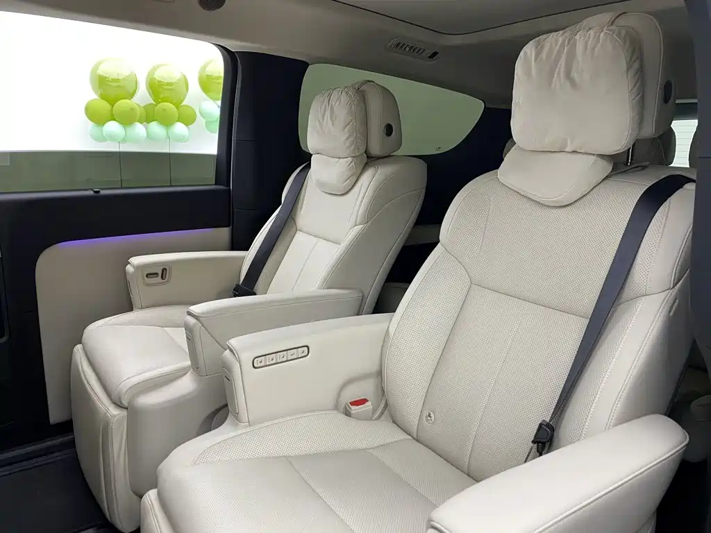 Li Auto Li MEGA — миниатюра 34