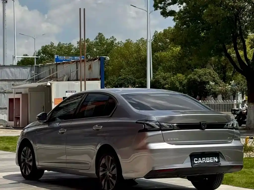 Peugeot 408 — миниатюра 7