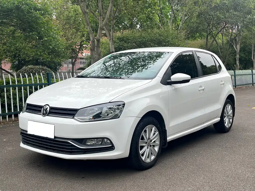 Volkswagen Polo 2015