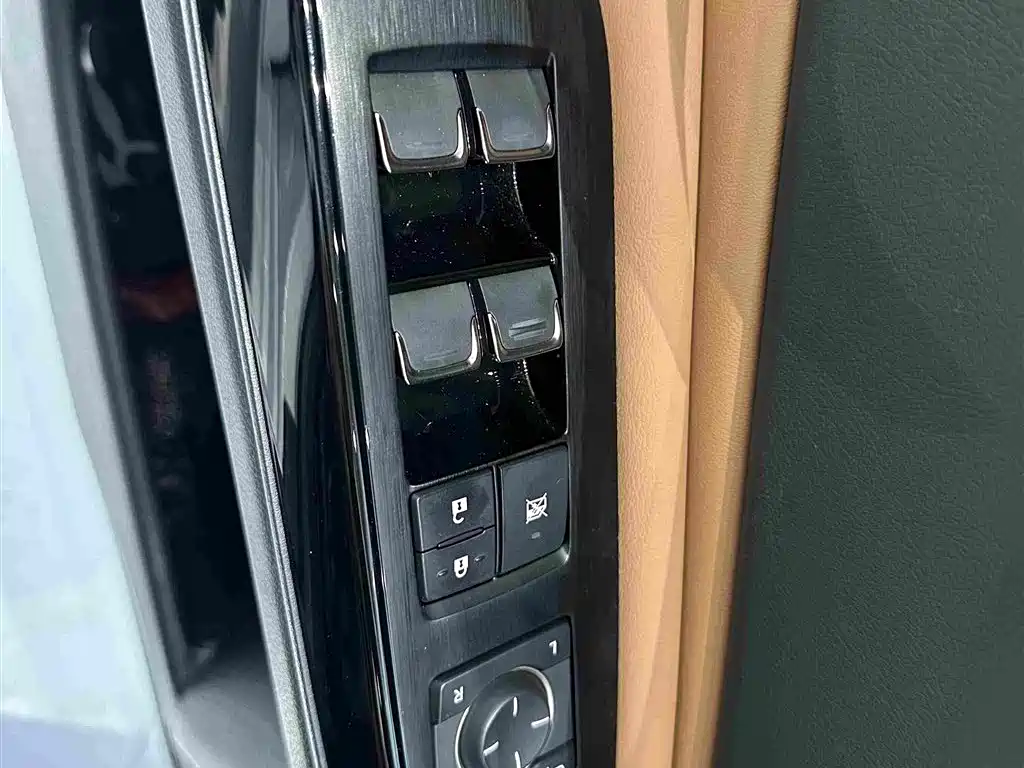 Lexus ES — миниатюра 20