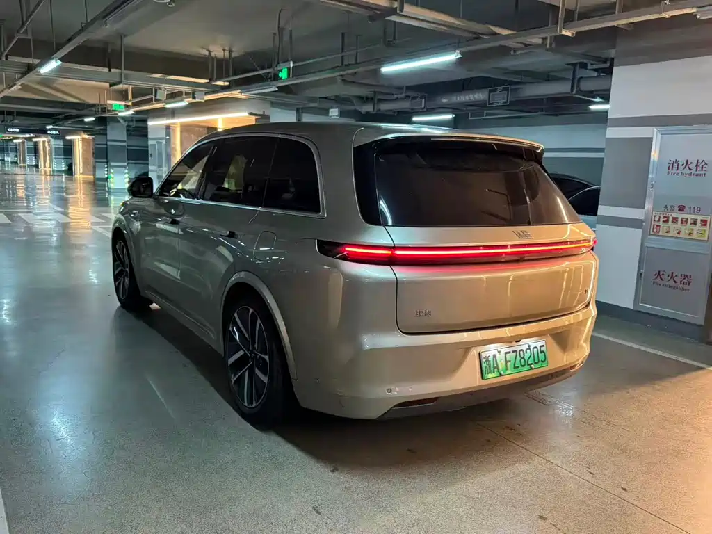 Li Auto Li L8 — миниатюра 7