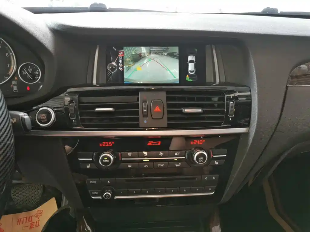 BMW X4 — миниатюра 13