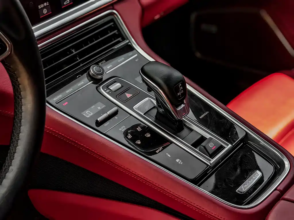 Porsche Panamera — миниатюра 23