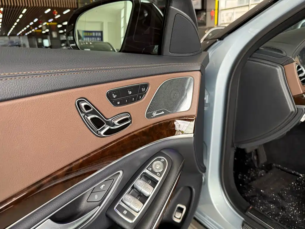 Mercedes-Benz S-Class — миниатюра 7