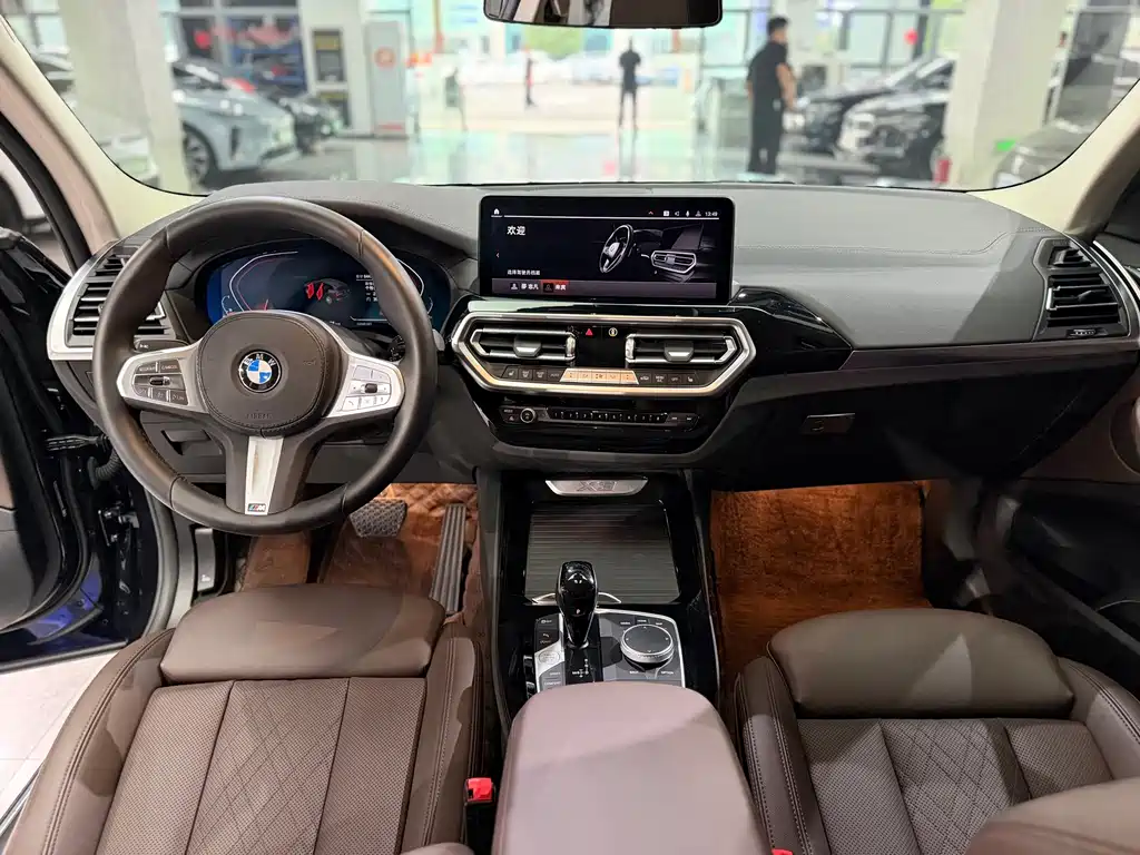 BMW X3 — миниатюра 10