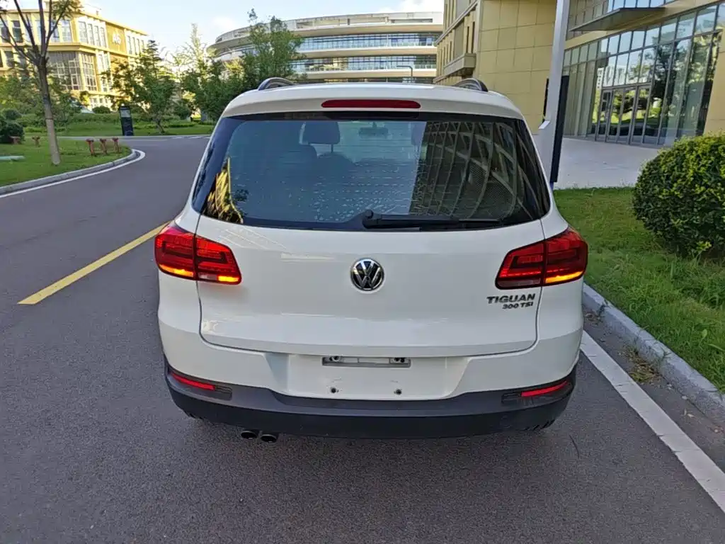 Volkswagen Tiguan — миниатюра 6