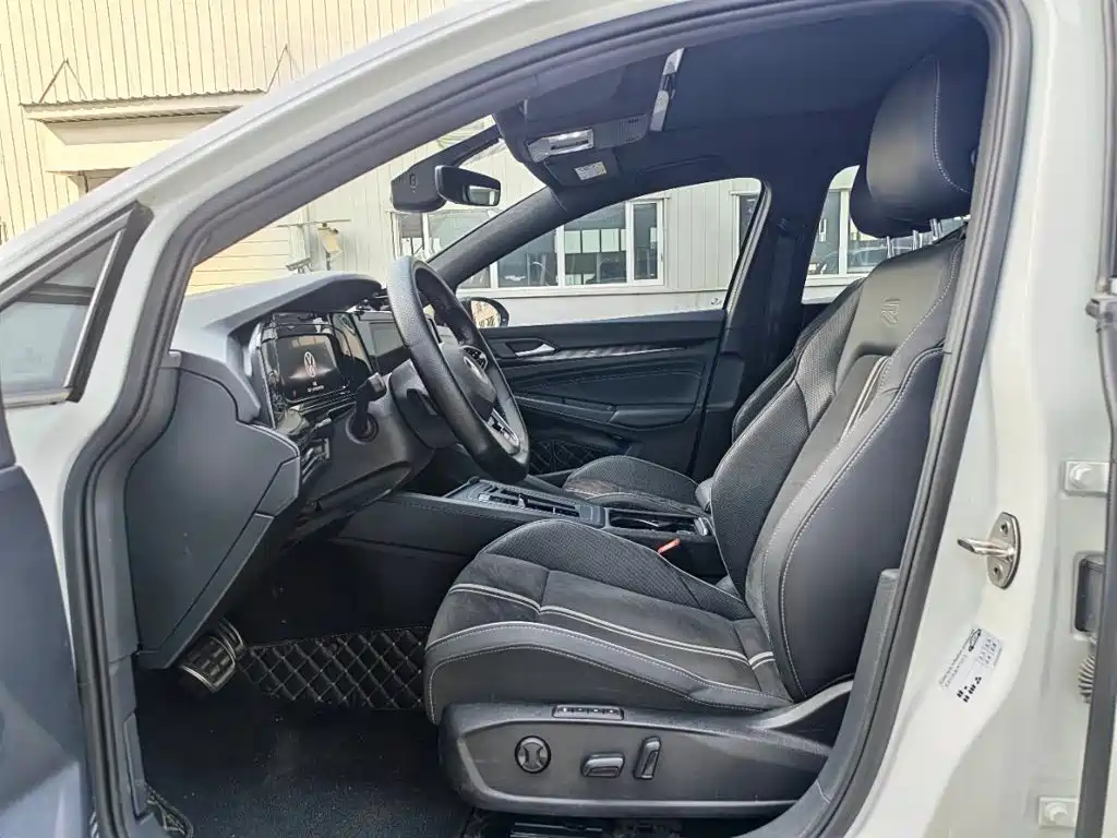 Volkswagen Golf — миниатюра 4