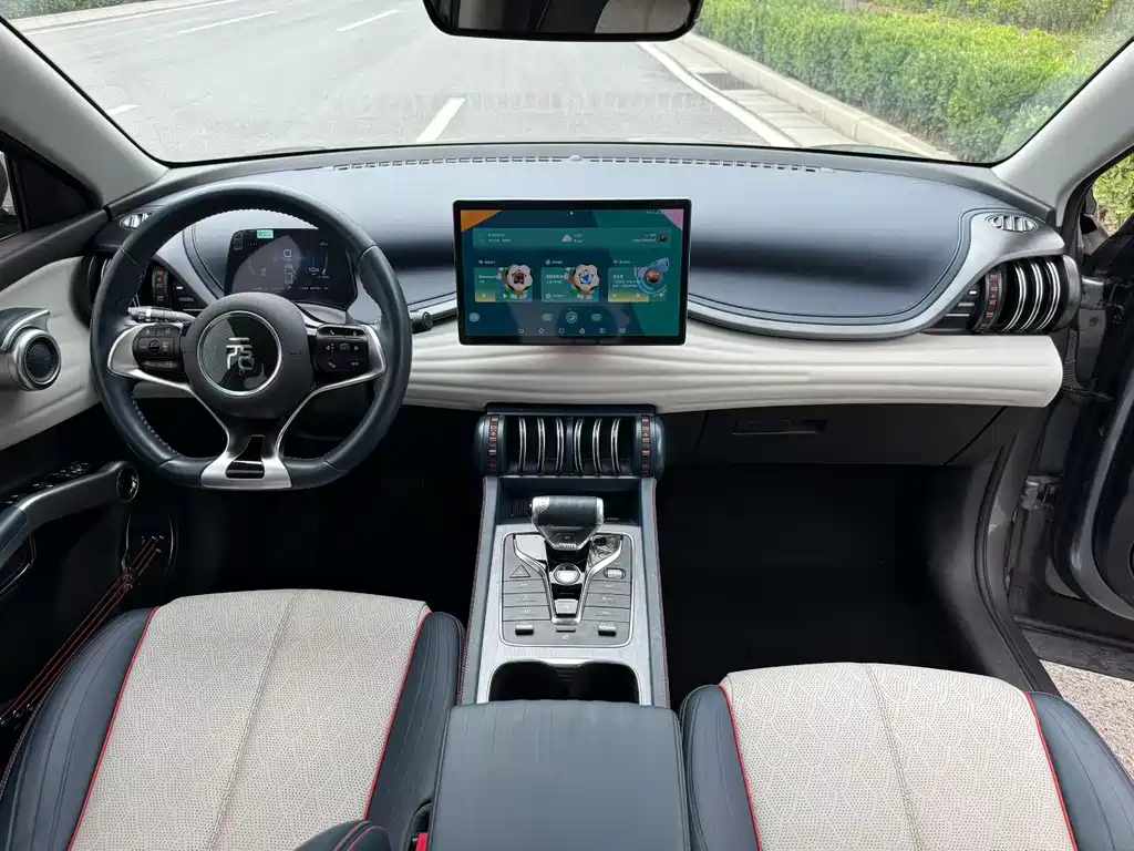 BYD Yuan Plus — миниатюра 5