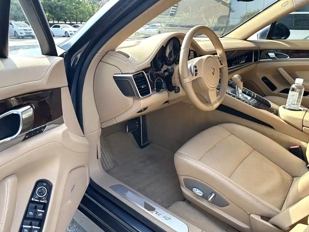 Porsche Panamera 2010 Panamera 3.6L