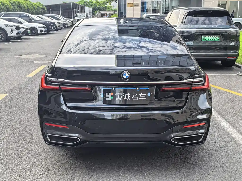 BMW 7 Series 7 2021 740Li xDrive Executive M Sport