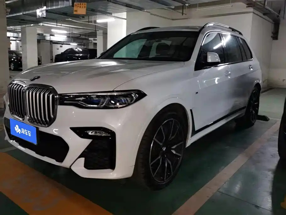 BMW X7 2022
