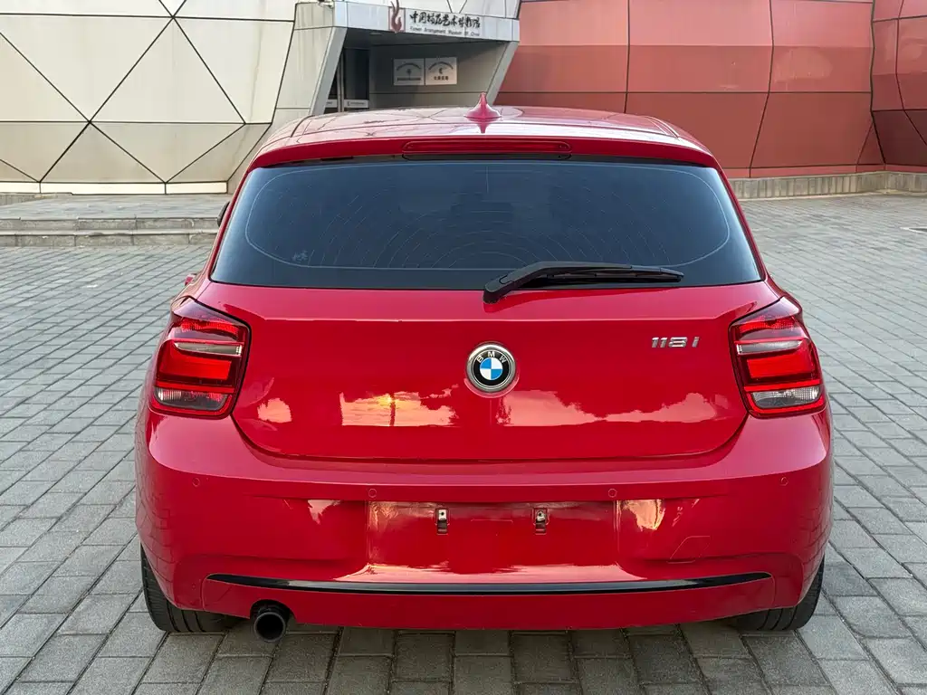 BMW 1 Series (Import) — миниатюра 5