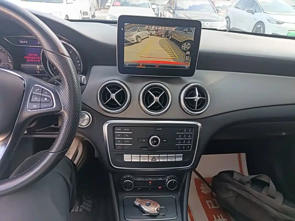 Mercedes-Benz CLA (Import) — миниатюра 13