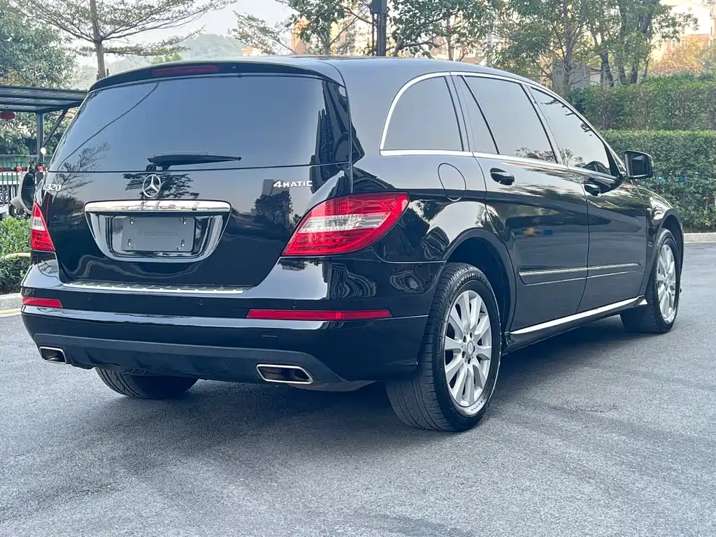 MERCEDES-BENZ R CLASS