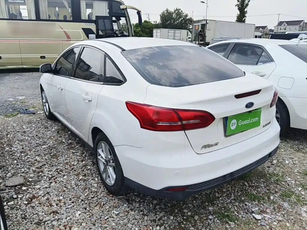 Ford Focus — миниатюра 5