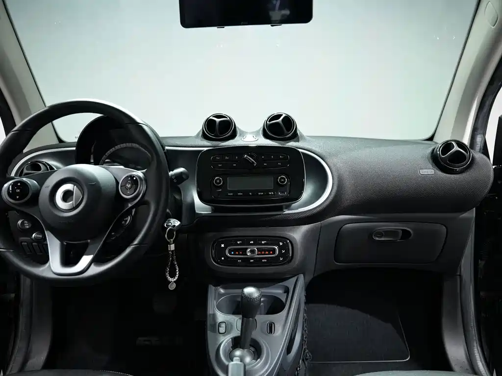 smart Smart Fortwo — миниатюра 10