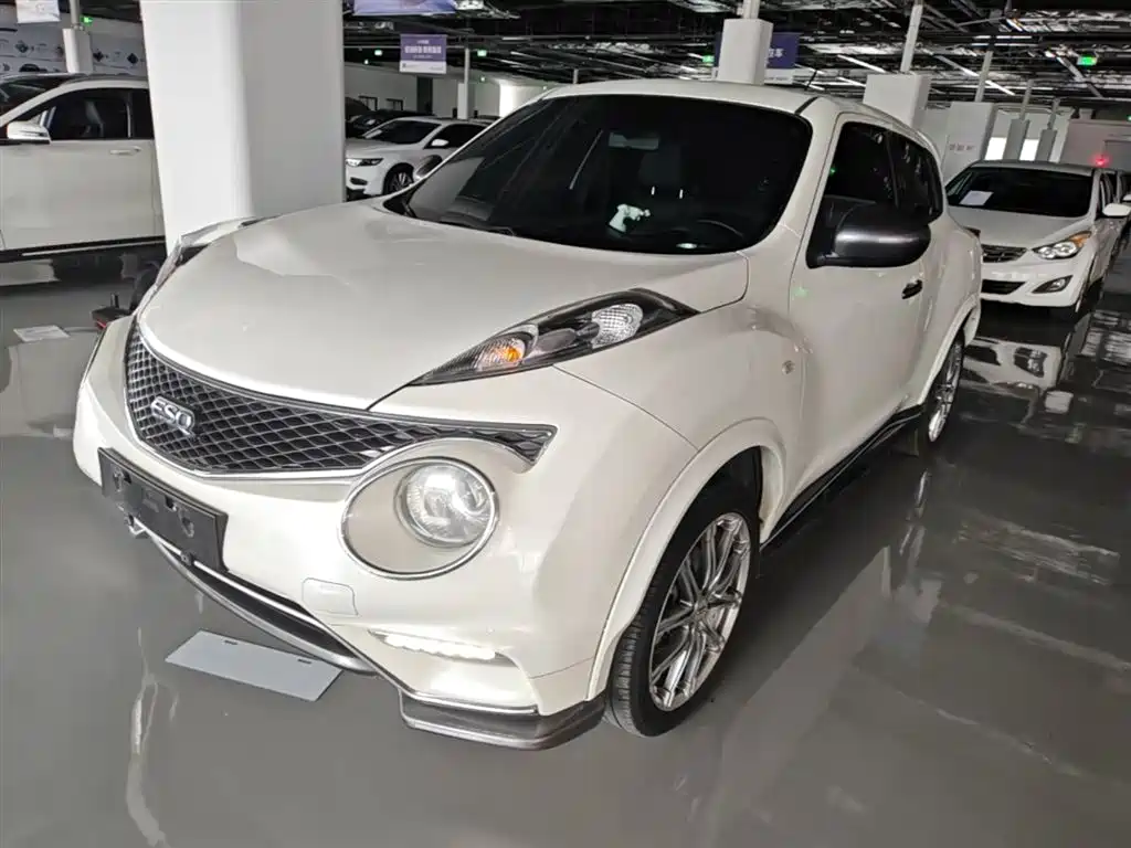 Infiniti ESQ 2018