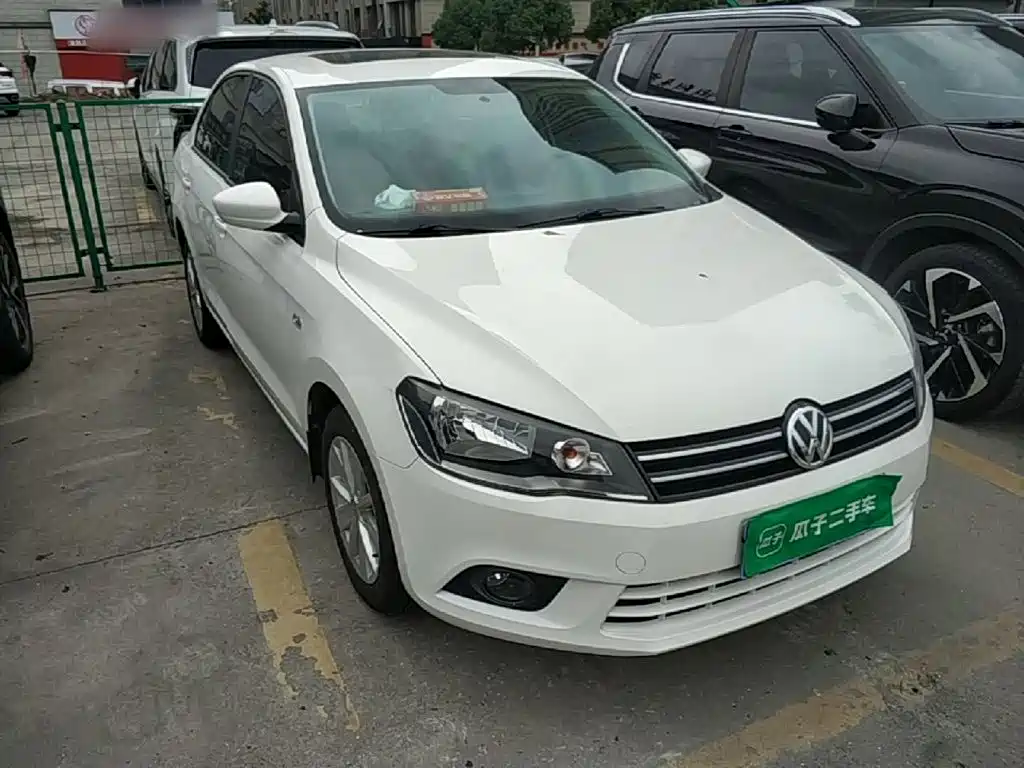 Volkswagen Jetta — миниатюра 4
