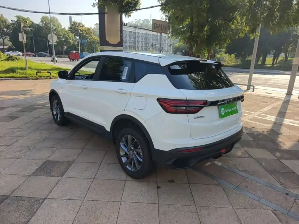 Geely Binyue — миниатюра 5