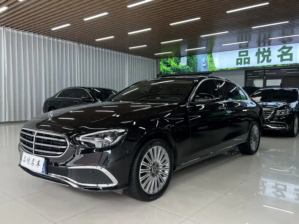 Mercedes-Benz E-Class 2023