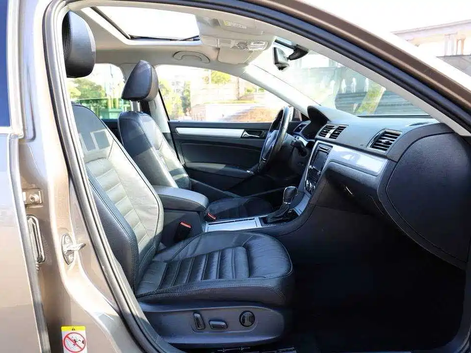 Volkswagen Passat — миниатюра 11