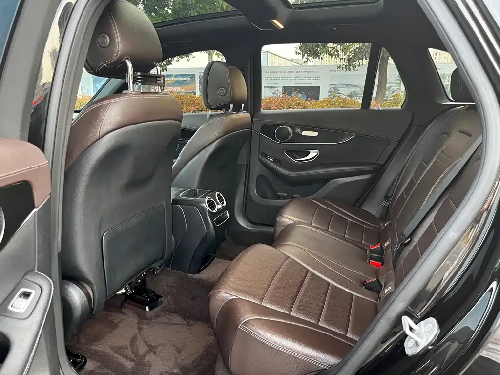 Mercedes-Benz GLC 2021 GLC 260 L 4MATIC