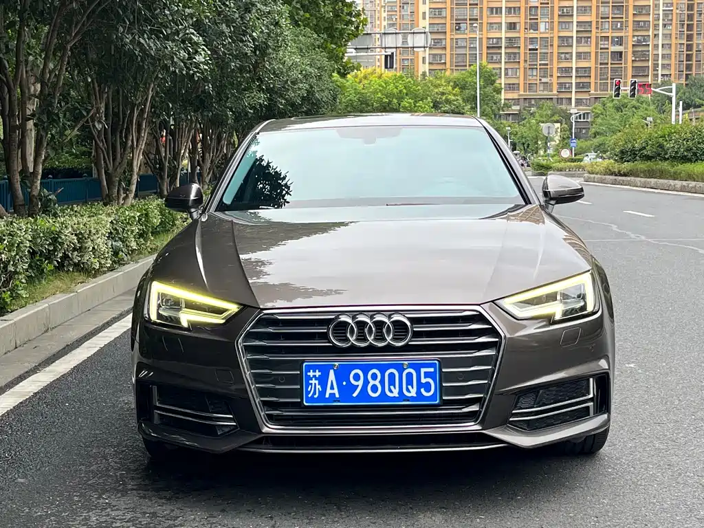 Audi A4L — миниатюра 2