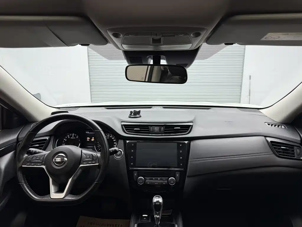 Nissan X-Trail — миниатюра 13